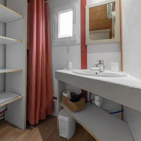 Campingplatz Le Mont Libre - & Espace Nature - *