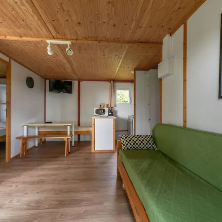 Le Mont Libre - & Espace Nature - مكان تخييم *