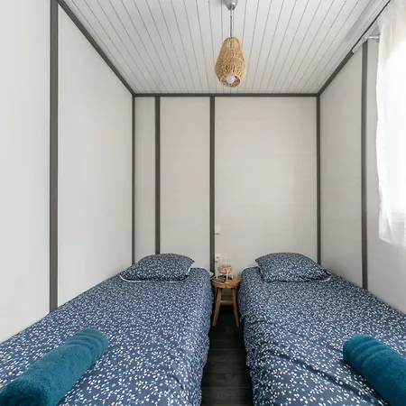 Le Mont Libre - & Espace Nature - *