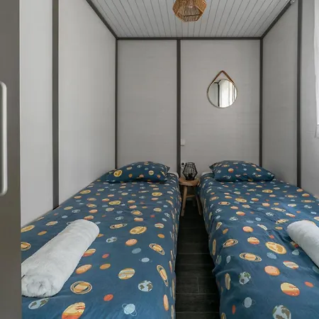 Le Mont Libre - & Espace Nature - *