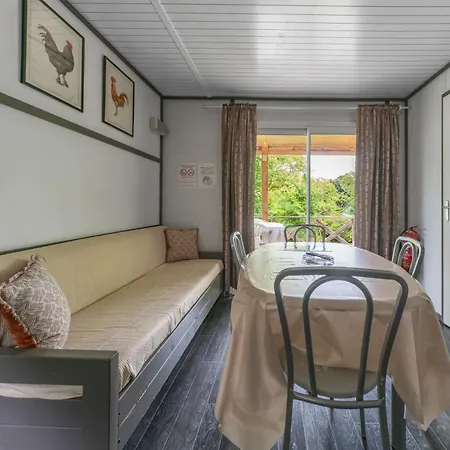 Le Mont Libre - & Espace Nature - مكان تخييم